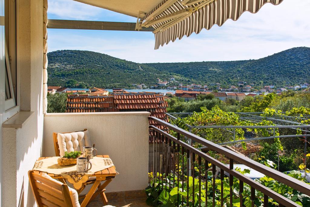 Holiday Home Ruda Винишче Экстерьер фото